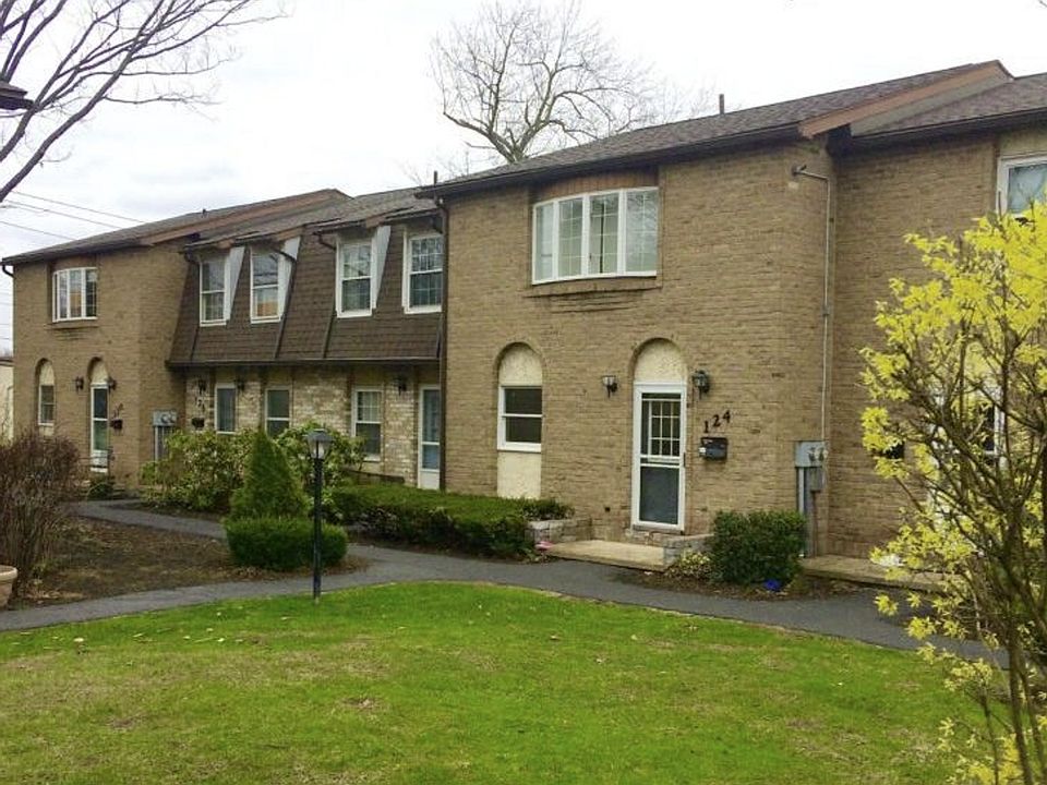 1st image of 130 Haverford Cir