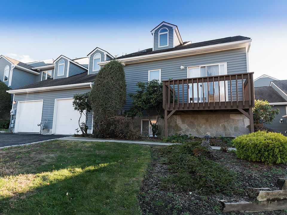 1st image of 15 Davey Dr