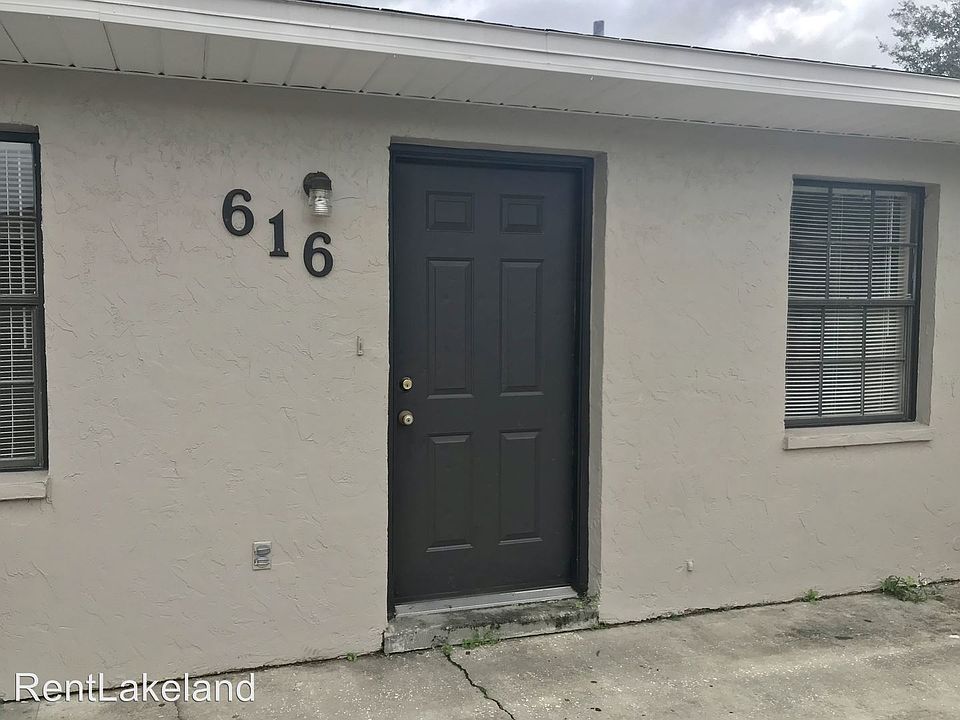 1st image of 616 S Westgate Ave