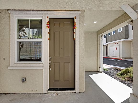3rd image of 3908 Guerneville Way