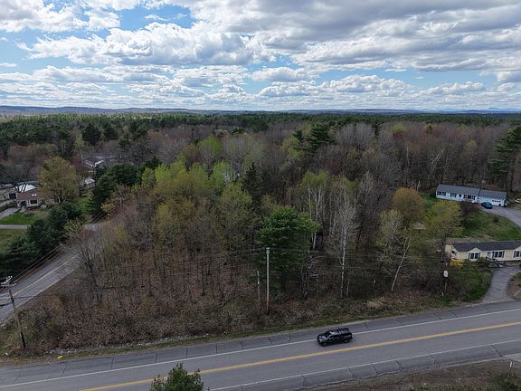3rd image of 896 Summerhaven Road