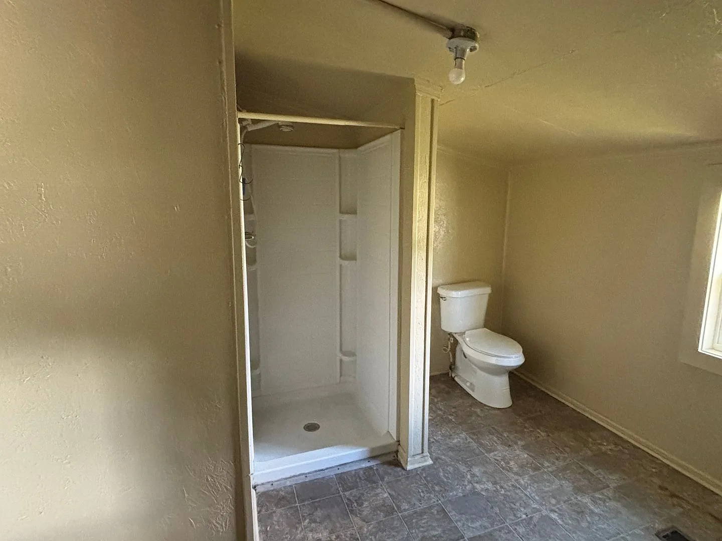 1bd/1ba Apt in Leesville, SC — Photo 4