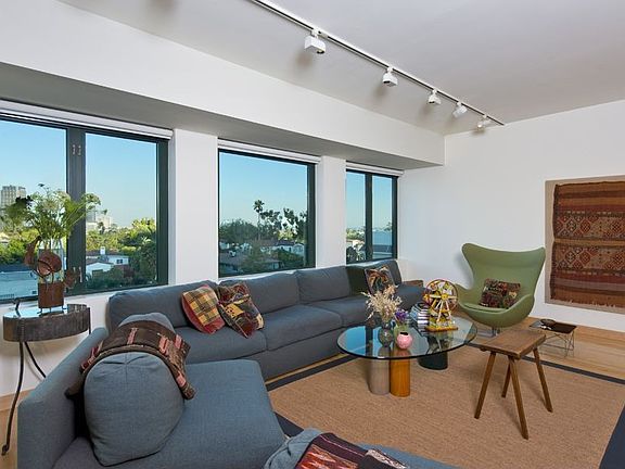 4th image of 10520 Wilshire Blvd APT 604