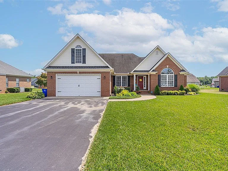1103 Harbor Ct