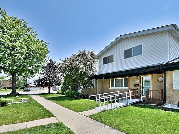 2nd image of 9044 N Clifton Ave