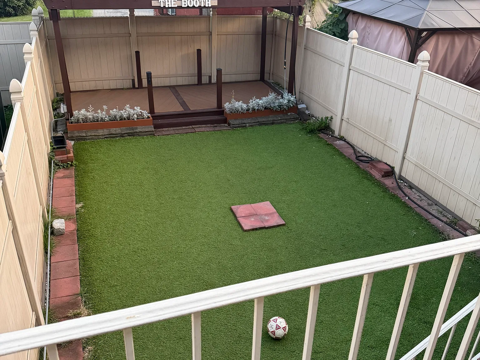 3 bed, 1200 sqft, $3,800 — Photo 2