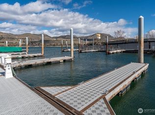 1240 W Woodin Ave #B-10, Chelan, WA