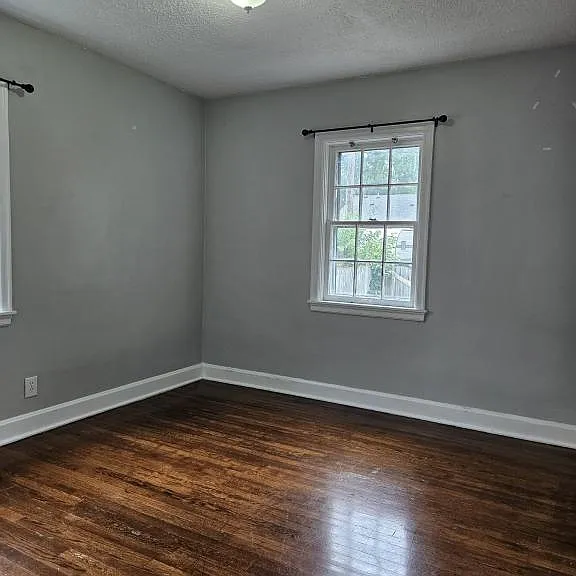 212 Virginia Ct — Photo 15