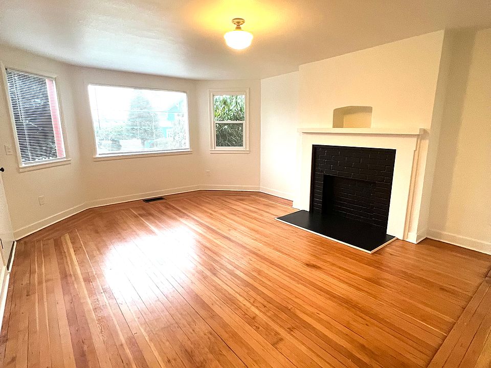 1st image of 1319 N 4th St APT 1
