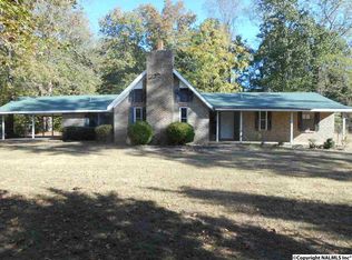 353 Pine Hill Cir, Union Grove, AL 35175