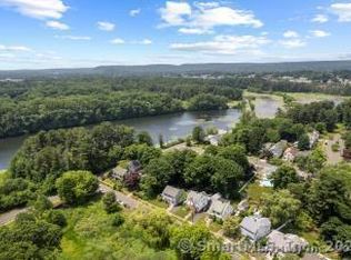 18 Gordon St, Hamden, CT 06517