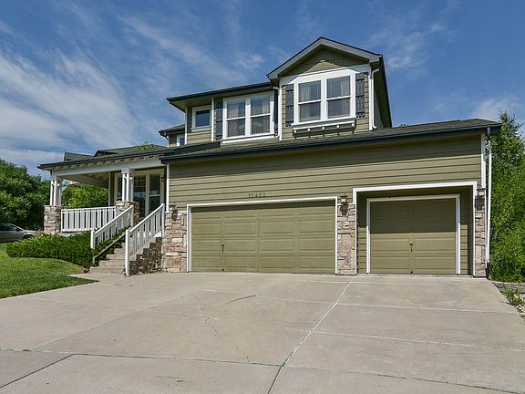 Located in Cul-de-sac