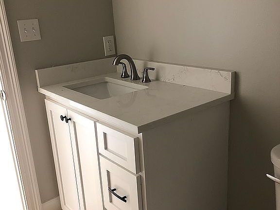 Quartz Countertops 