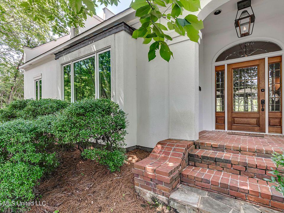 1st image of 114 Southern Ridge Dr