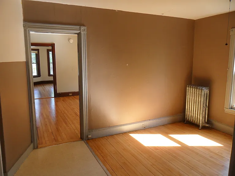 337 Brown St #1 — Photo 2