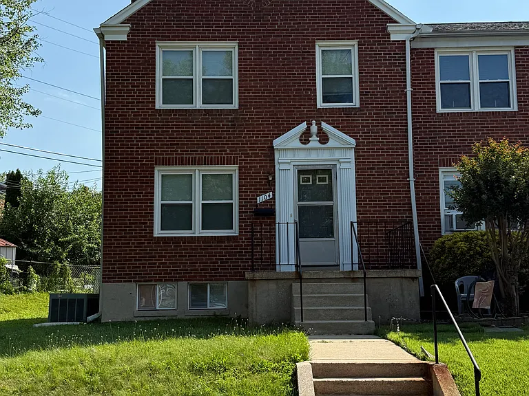 1104 Harwall Rd — Photo 16