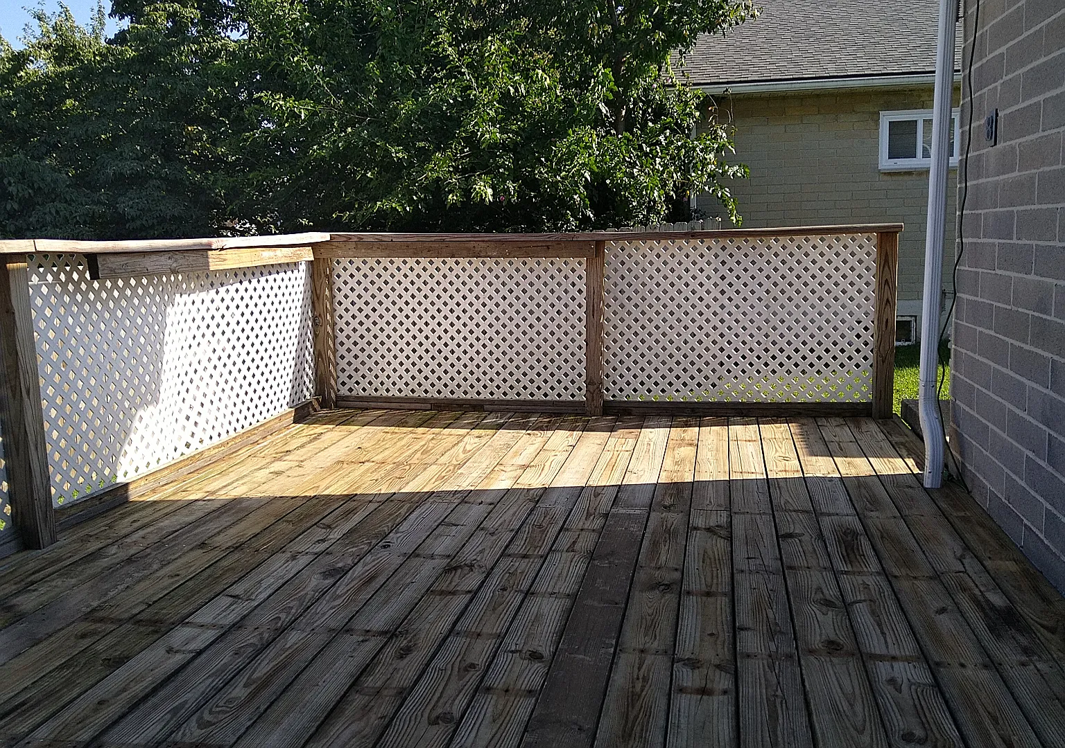 4 bed, 1.5 bath, 2500 sqft, $1,800 — Photo 4