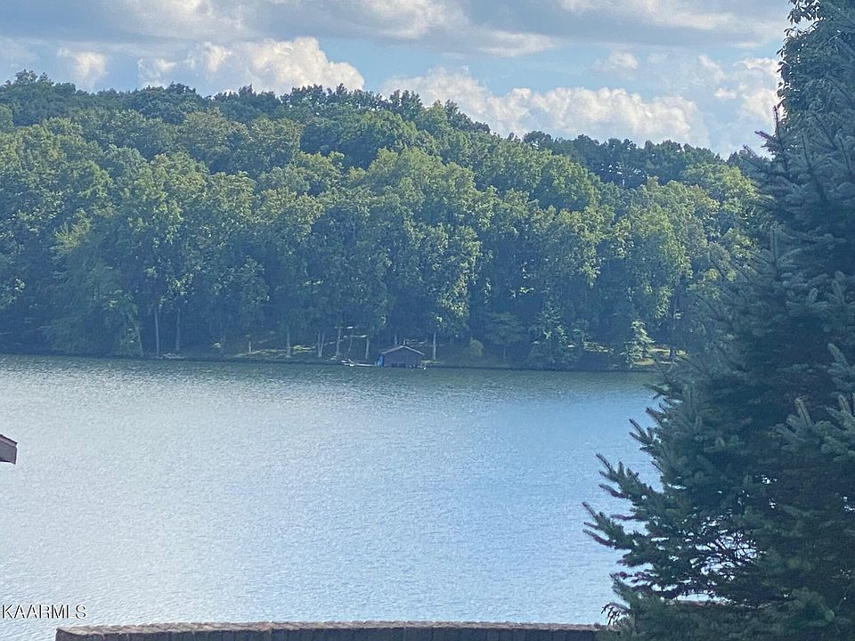 2nd image of Waterview Dr