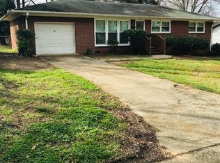 1116 Bannister Pl, Charlotte, NC 28213