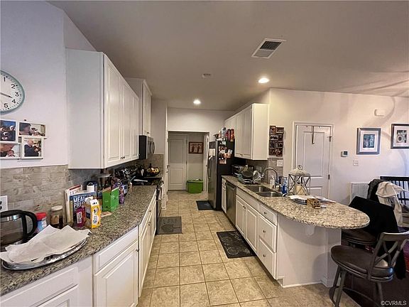 3rd image of 7972 Wistar Woods Ct