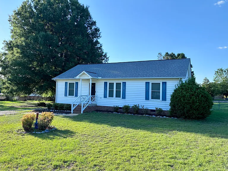 49 Baysprings Ct — Photo 1
