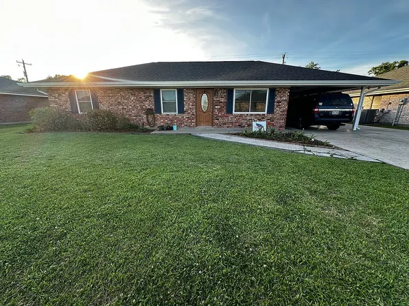 127 Oakview Dr, Houma, LA 70364