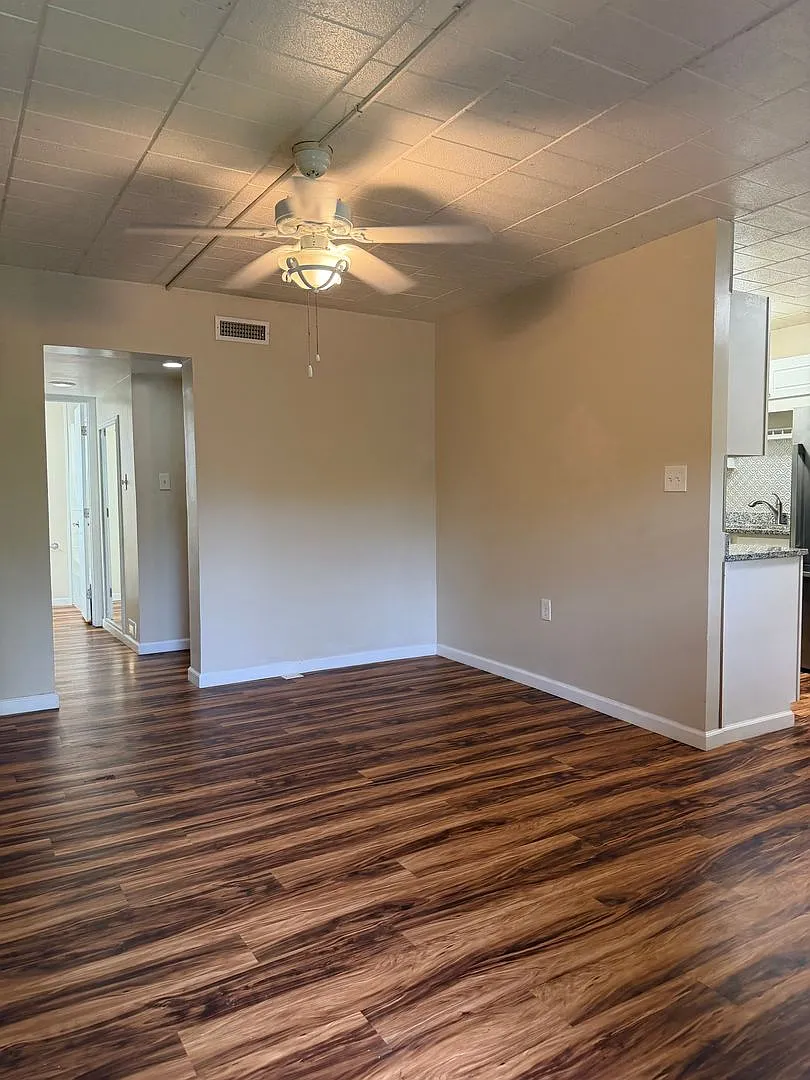 1 bed, 1.0 bath, 600 sqft, $1,000 — Photo 3