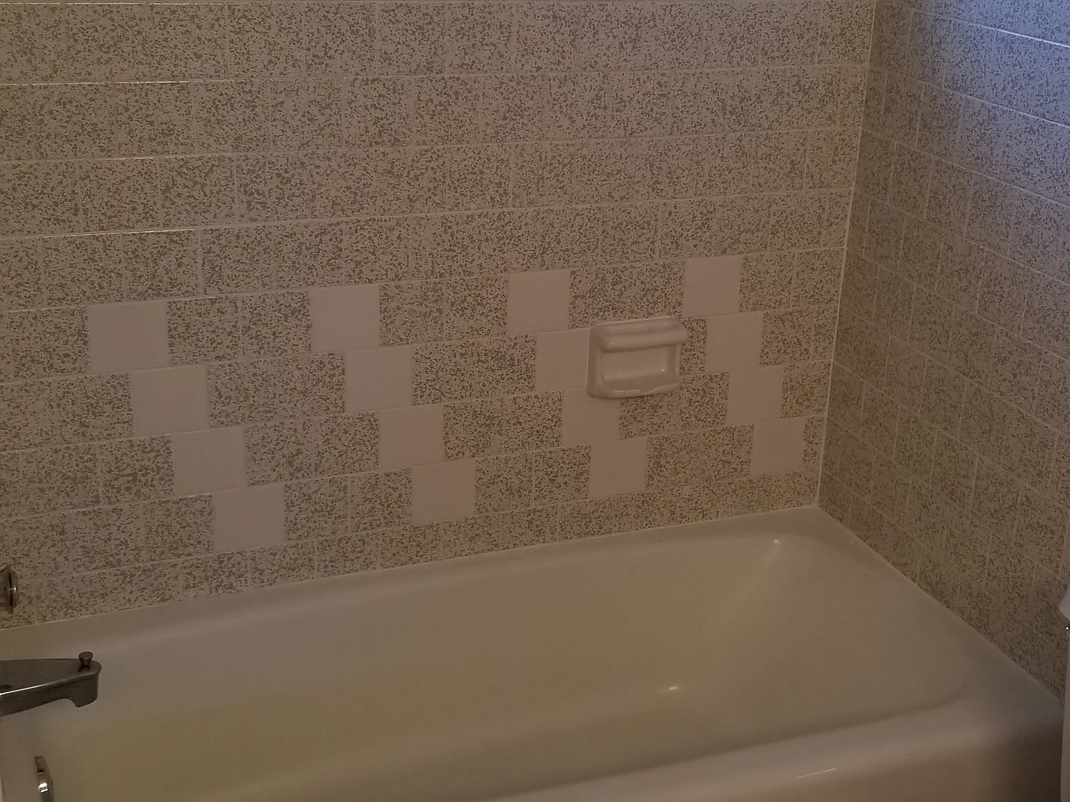1 bed, 500 sqft, $1,145 — Photo 3