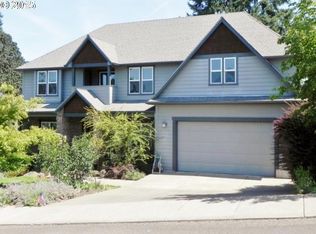 700 Shelokum Dr, Silverton, OR 97381