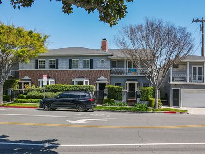 9660 W Olympic Blvd, Beverly Hills, CA, 90212