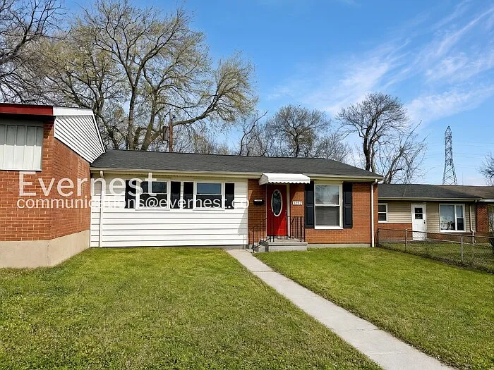 1252 W Moore St — Photo 1