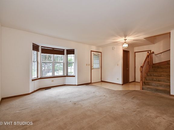 2nd image of 1113 Buckingham Dr