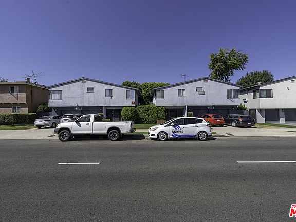3rd image of 4525 Hazeltine Ave