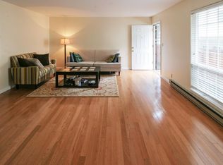 418 College Ave, Palo Alto, CA 94306
