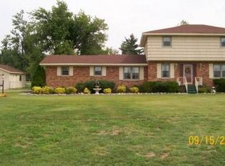 3236 Olivet Church Rd, Paducah, KY 42001