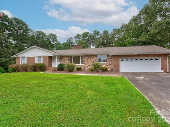 1424 McBeth Dr #3 & 4, Kannapolis, NC 28083