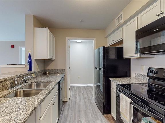3rd image of 23002 Chandlers Ln APT 225