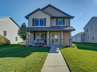 1108 Spring Brook Dr, Burlington, WI 53105