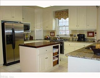 1st image of 3005 Meredith Dr