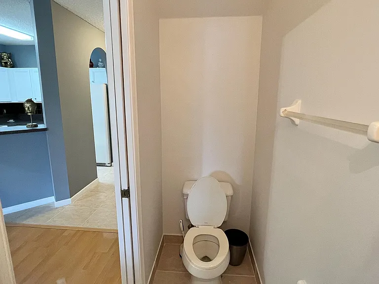 4584 Palmbrooke Cir — Photo 7