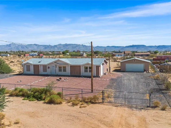868 S Colorado Road, Golden Valley, AZ 86413