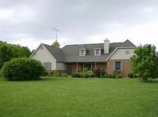 2836 Peters Rd, Troy, OH 45373