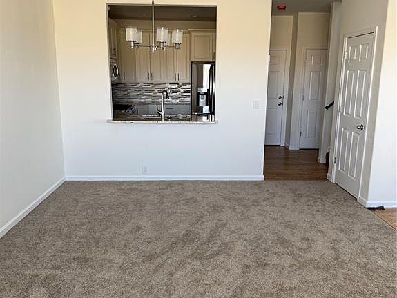 3rd image of 1272 Timber Run Hts