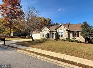 98 Oriole Ln, La Plata, MD 20646