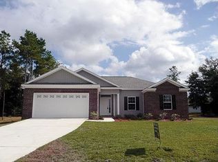 215 Sand Pine Cir, Midway, FL 32343