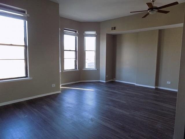 1st image of 807 W Willow St #3B