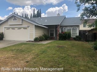 7169 Clearbrook Way, Sacramento, CA 95823
