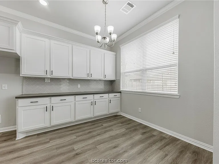 6219 Southern Cross Dr — Photo 9