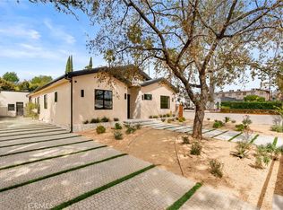 5525 Carpenter Ave, Valley Village, CA 91607