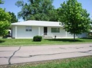 1621 Hagge Ave, Grand Island, NE 68801